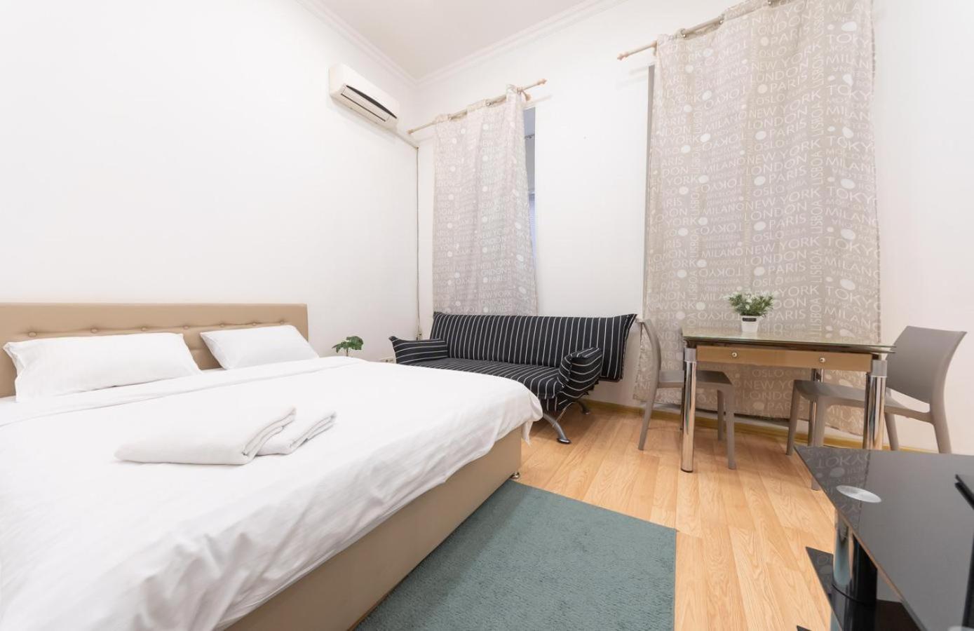 Kievaccommodation In The Center 24H Self Check-In Εξωτερικό φωτογραφία